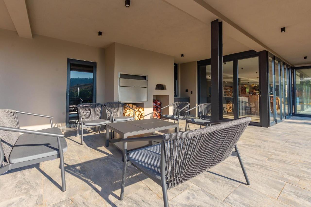 Misty Meadows Villa Dullstroom Exterior photo