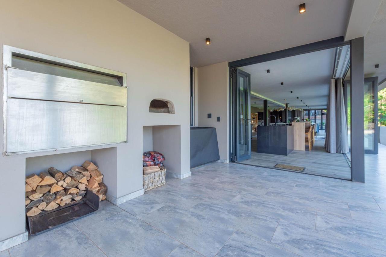 Misty Meadows Villa Dullstroom Exterior photo